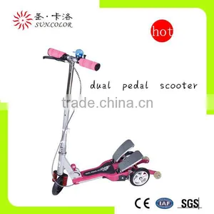 Popular Dual Pedal Kids Scooter for Wholesale in America thumbnail-1