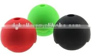 Silicone Ice Cube Tray thumbnail-1