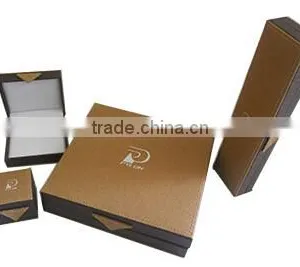 Plastic Jewelry Box thumbnail-1