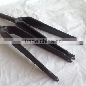 Factory Directly Selling Cheap Fixed Gear Carbon Fork,700C V Brake Sterred Carbon Road Bike Fork thumbnail-5