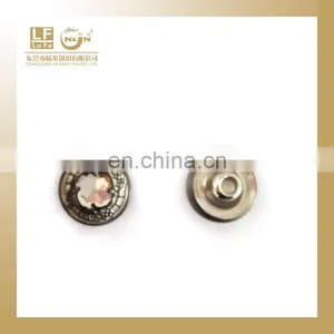 Crystal Studs thumbnail-1