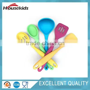 Premium 5 Piece Seamless Silicone 5 Kitchen Utensil Set, Nonstick and Heat Resistant thumbnail-2
