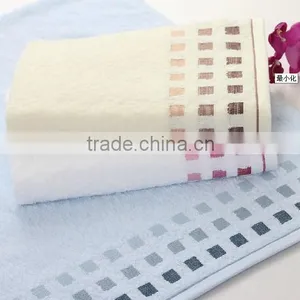 Wholesale 100% Cotton Yarn Dyed Jacquard Elegant Face Towels thumbnail-2