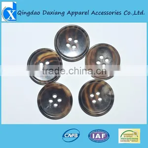 Fashionable Spray Ployester Rod Button With 4 Hole Horn Buttons thumbnail-1