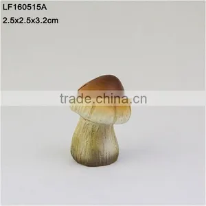 Home & Garden Decor Resin Mushroom Statues thumbnail-1