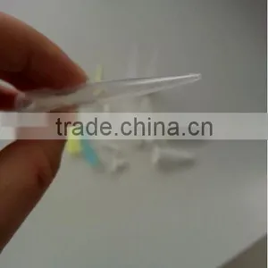 Disposable Laboratory Plastic Mini Micro Pipette Tip thumbnail-2