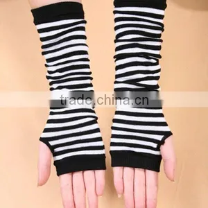 Gloves thumbnail-1
