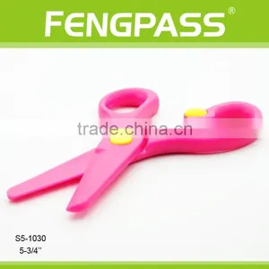 S5-1030 5-3/4 Inch Plastic Zig Zag Scissors thumbnail-4