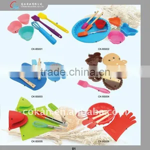 Silicone Cake Mold BAKING SET thumbnail-1