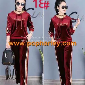 Factory Wholesale Woman Gold Velvet Sportswears thumbnail-1