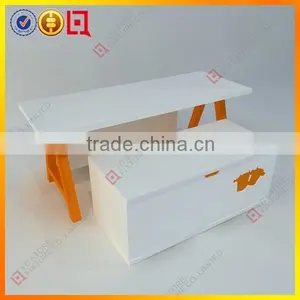 Fashion Custom Acrylic Cube Display thumbnail-5