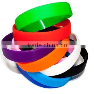 Hottest Selling Custom Silicone Bracelet Bangle Style Hand Bracelet thumbnail-1