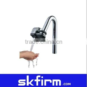 Auto Faucet Hand Free Faucet Adapter Battery Powered Water Saving Device thumbnail-1