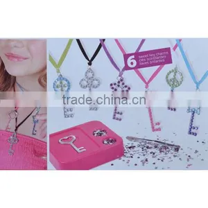 Hot Sale Custome Metal Charm Pendants For Jewelry Wholesale thumbnail-1