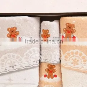 100% Certified Organic Winnie Embriodered Cotton Towel Set thumbnail-1
