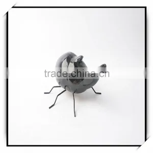 Salt Pepper Shaker of Ceramic Dolphin thumbnail-1