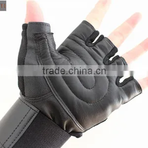 Training Gloves With Wrist Support to Avoid Calluses thumbnail-6