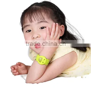 Lastest Design Best Summer Gift for Kids Smiling Face Mosquito Repellent Silicone Bracelet thumbnail-3