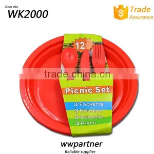 High Quality Plastic Picnic Tableware Set of 16 for Sale thumbnail-4
