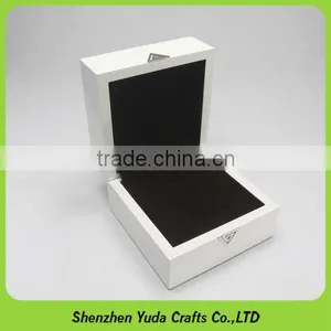 Most Popular Wooden Watch Packaging Case Custom Handmade Mdf Watch Box thumbnail-2