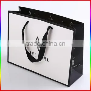 Custom Paper Bag White Paper Clothes Bag Package With Rope thumbnail-1