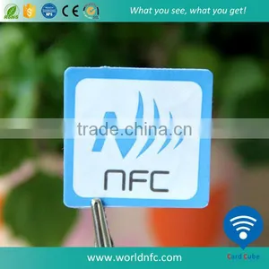 13.56MHz ISO15693 RFID Adhesive Label thumbnail-3