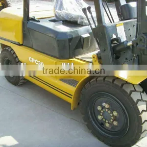 3 Ton Diesel Forklift Truck thumbnail-1