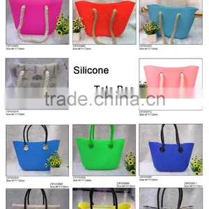 Fashion Tote Bag- Great for the Beach or Stadium Events thumbnail-3