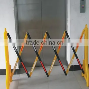 Plastic Folding Temporary Retractable Safety Barriers thumbnail-3