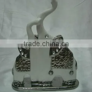 Porcelain Figurine thumbnail-6