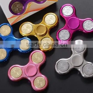 Gold - Plated Fingertips Gyro Decompression Toys Sequins Plastic Printing Finger Between the Toys Three - Leaf Spiral thumbnail-2