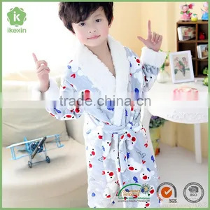 Cute Children Keep Warm Flannel 100% Polyester Bathrobe thumbnail-4