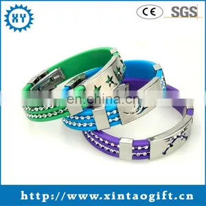 Fashion Style Die Casting Silicone Rubber Wristband With Metal Clip thumbnail-1