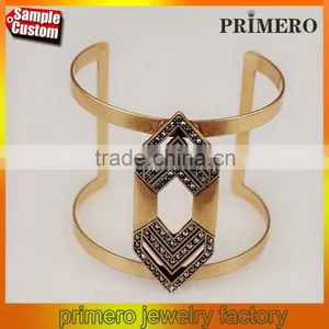 Retro Punk Style Cuff Bangles Gold Plated Geometry Hollow Bracelet Charm Jewelry thumbnail-1