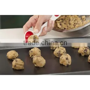 Multifunctional Cookie Cutter / Cut thumbnail-2