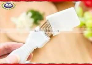 Good Design Green Onion Cutter thumbnail-1