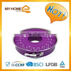 Non-stick Bundform Cake Pan With Two Bottoms thumbnail-1