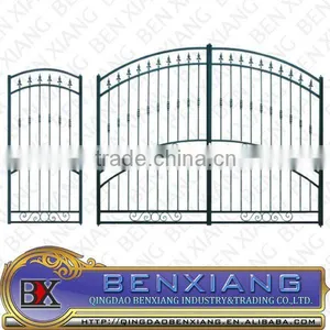 Wrought Iron Metal Gate thumbnail-1