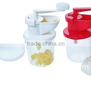 Manual Plastic Garlic Chopper thumbnail-1