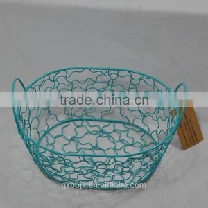 Set of Three Metal Wire Storage Basket With Handle thumbnail-1