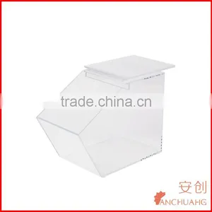 Stackable Food Bin With Removable Divider thumbnail-3