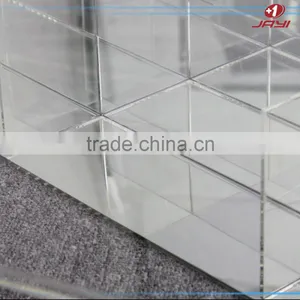China Wholesale Wall Mounted Crystal Clear Acrylic Lucite Plastic 1:64 Car Model Display Case thumbnail-4