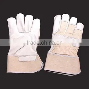 Rugged Work Gloves thumbnail-5