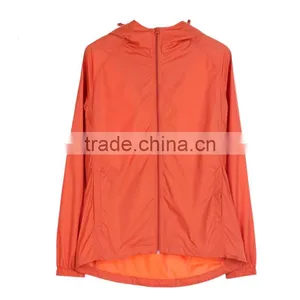 Custom Thin Soft Hood Jacket With Pouch Sports Jacket 100% Polyester Lightweight Waterproof Wind Jacket thumbnail-4