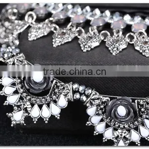 Europe Big Exaggerated Reaationary Necklace thumbnail-4