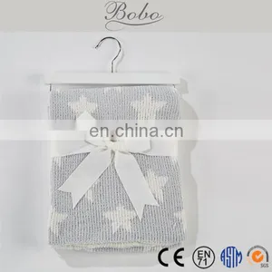 Natural Quality Star Design Knitted Throw Blanket thumbnail-1