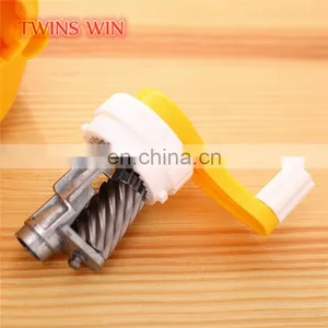 Bangladesh 2018 Popular Wholesale Office Stationery Price Lists Promotion Gifts Novelty Animal Pencil Sharpener Machine thumbnail-4