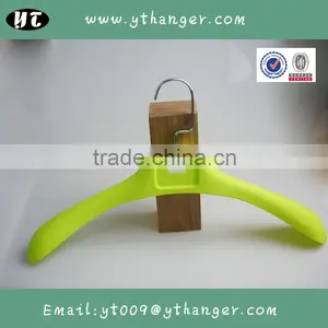 HA7000 Differernt Color Plastic Coat Hanger Women Dress Display Hanger Supplier's Choice thumbnail-2