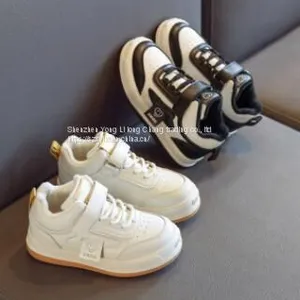 Sports Shoes thumbnail-1