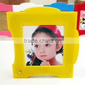 China Acrylic Picture Frame thumbnail-1